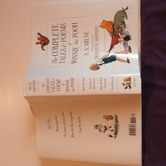 The Complete Tales and Poems of Winnie the Pooh by A. A. Milne New Book - Picture 3 of 11
